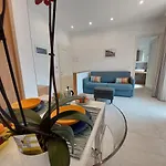 Mistral Luxury