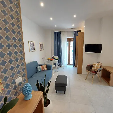 Mistral Luxury