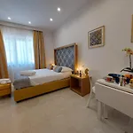 Konukevi Mistral Luxury