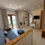 Konukevi Mistral Luxury 4*