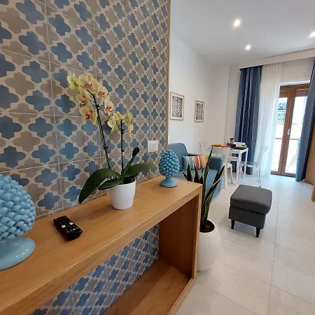 Mistral Luxury Πανσιόν